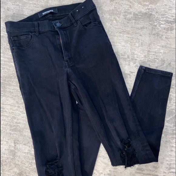 Black skinny jeans